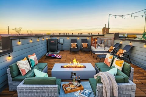 Rooftop with Fire pit