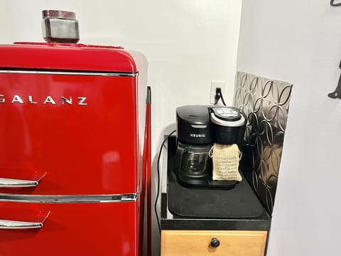 Coffee pot and Keurig