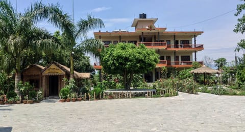 reception and main building of Eden jungle resort 