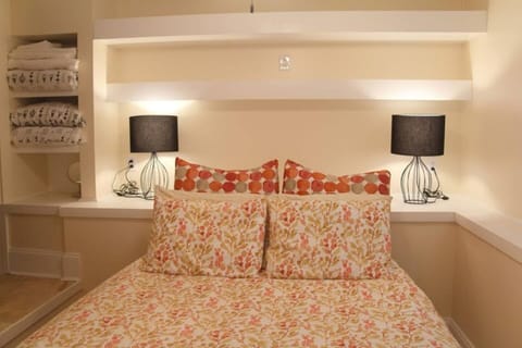 Bedroom with queen bed