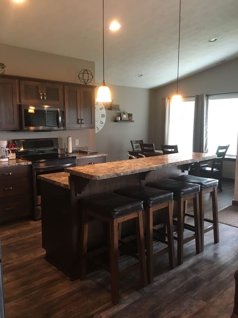 Kitchen/dining area