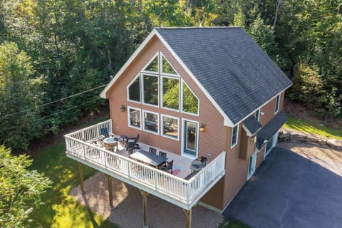 Exterior -- surrounded by nature, very private