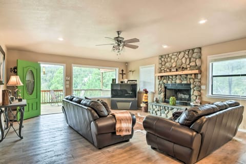 Ruidoso Vacation Rental | 2BR | 1BA | 1,700 Sq Ft | Stairs Required to Access