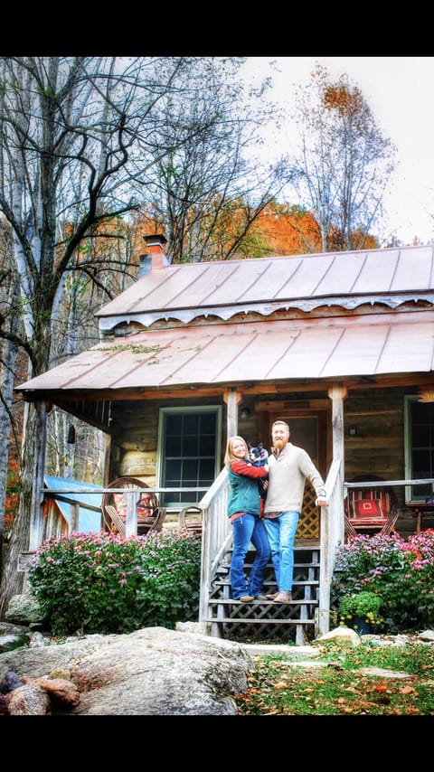 Beth-Anne, Paul and their dog, Keebler, live on site and are happy to help!