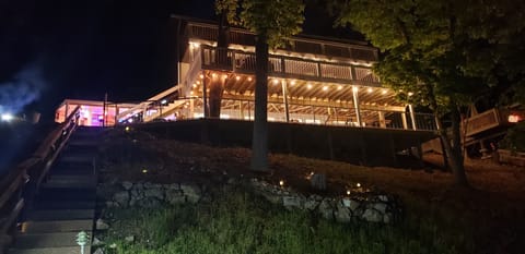 Evening pic of party lights from dock! 3 large decks & outdoor bar. Light it up!