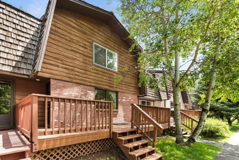 Welcome to your vacation getaway!!!