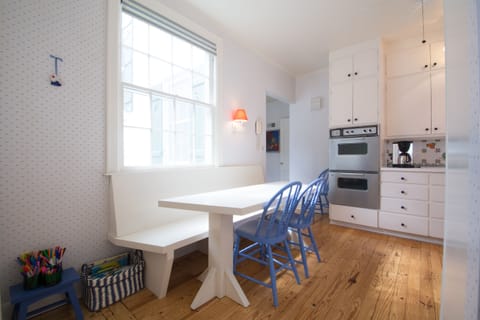 breakfast nook in kitchen w classic butlers pantry&wet bar. Elevator to all flrs