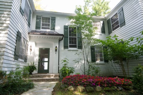 Entry to an authentic Northern Michigan summer cottage experience starts here