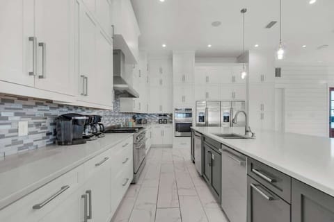 Stainless Steel Appliances Throughout, 2 of Everything! 