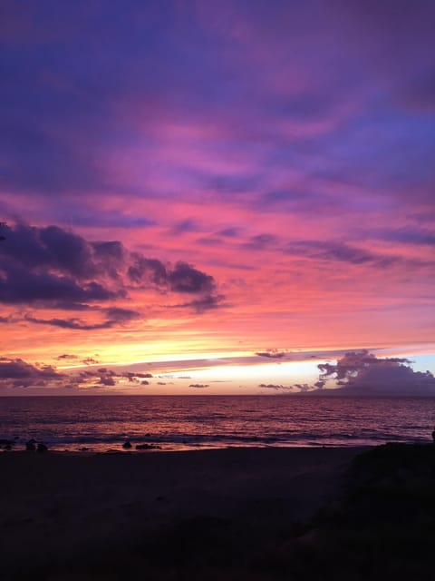 Longing for a break from everyday life with sunsets like this?