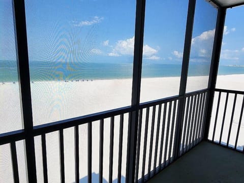Living Room Lanai View