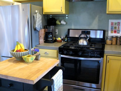 Stainless appliances