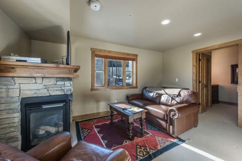 ParkCityResortLodging-JupiterInn10