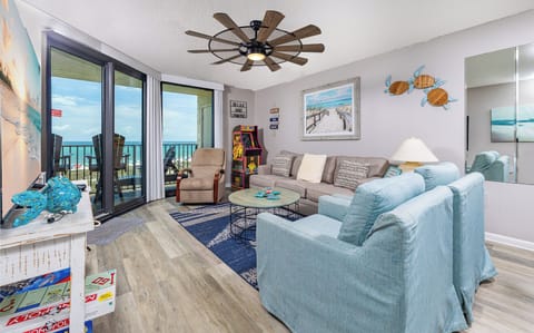 Phoenix VII 7513, Orange Beach, Alabama, beach front, 2 bedroom condominium on the 5th floor
