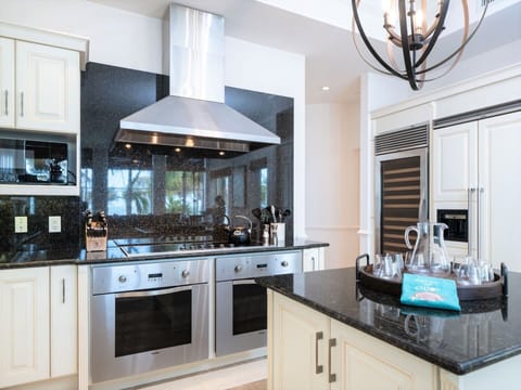 Residence #3819 - Fully Furnished Kitchen