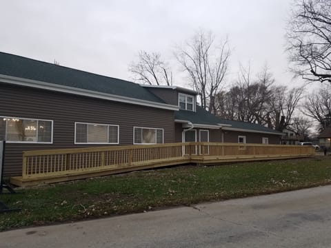 Outside dining on the deck. Deck furniture not pictured!