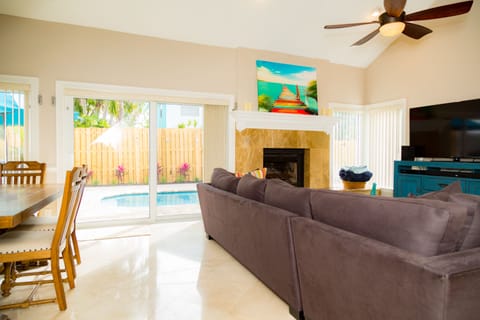 Welcome to the Holiday House