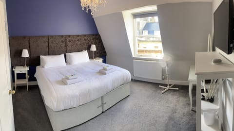 Main bedroom - super king bed