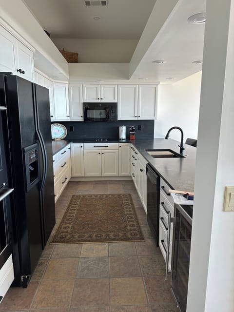 All new kitchen and countertops.