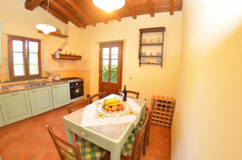 Dining Room, Kitchen