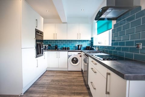 Washing machine & dishwasher