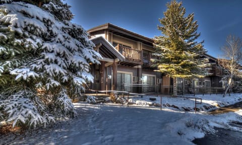 Prospector Condo entry