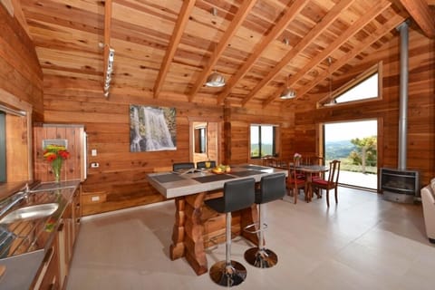 Kitchen andamp; dinning area