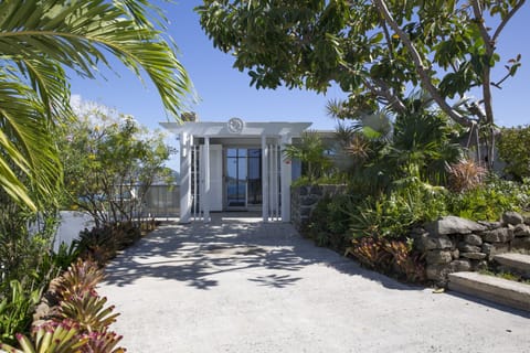 Caribview Villa Entrance