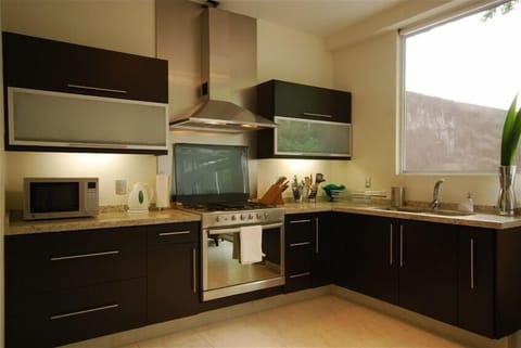 Newly restored and fully equipped kitchen