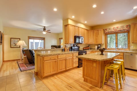 Large full stocked kitchen 