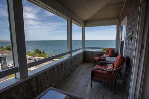 Upstairs Porch 