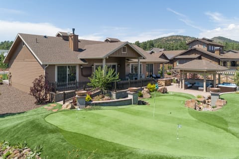 Personal Putting Green
