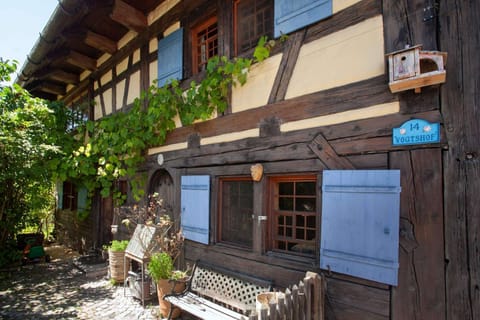 Vogtshof Rottweil small outdoor seating area