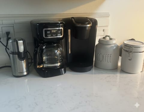 Drip coffee, Keurig and bean grinder