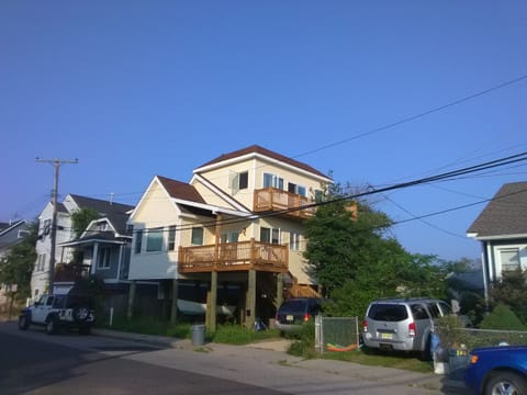 Coastal Home With A 360 Degree View Rooftop Deck