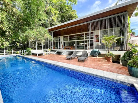 Pool (1)