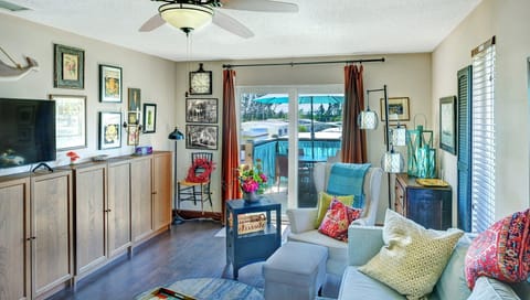 Fun and Stylish Decor in Living Area