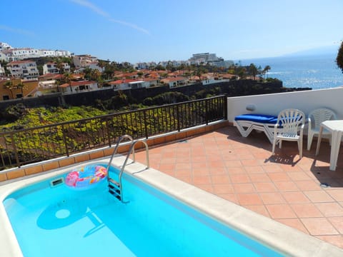 Private Pool with Extraordinary Views of the Ocean & La Gomera. 