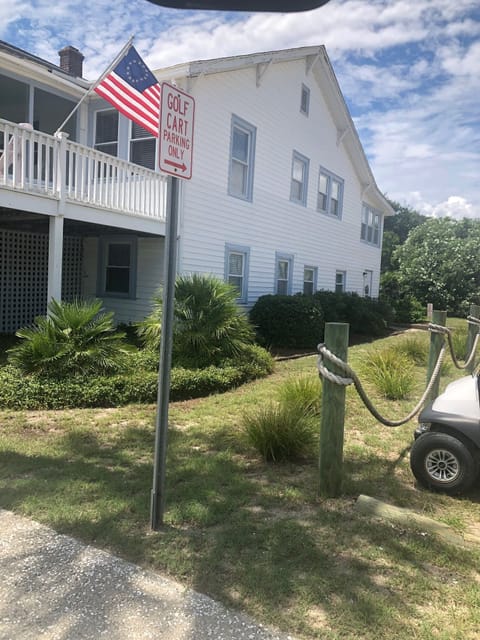 Corner lot makes for more room!