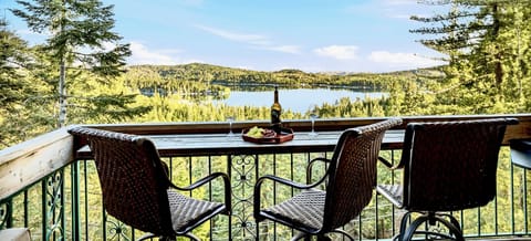 Majestic lake views from the tree tops