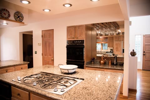 Kitchen and bar area