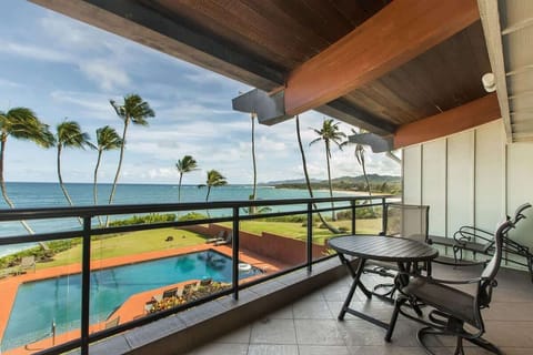 Welcome to Hale Awapuhi 2F!