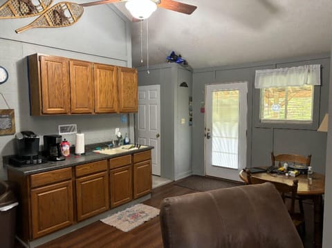 Kitchen/Dining
