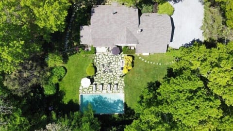 Aerial view of property 