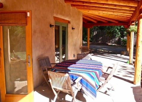 Enjoy Alfresco meals on the big wide portal.