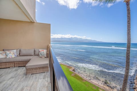 Milowai 410 outdoor lanai living space
