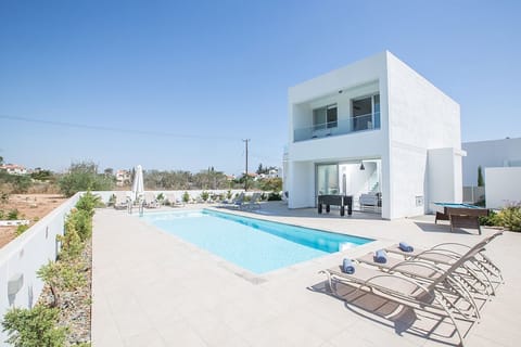 Villa Kacy, Fantastic 5 Bedroom Protaras Villa