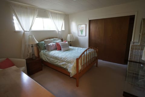 Cozy bedroom.