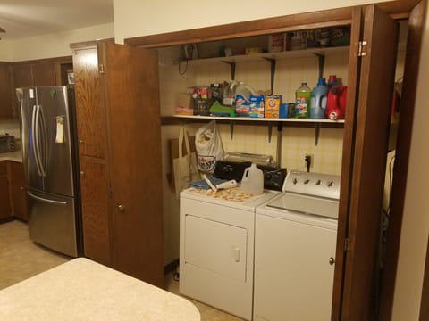 Kitchen - Laundry