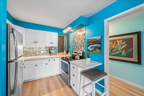 Enjoy cooking at your fully furnished kitchen